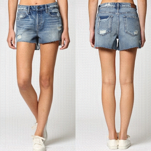 HIDDEN Heavy Fray High Rise Mom Short (Size:Large)